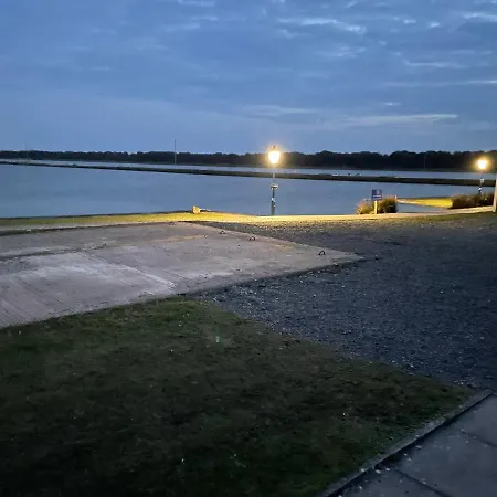 مكان تخييم Port Haverigg *